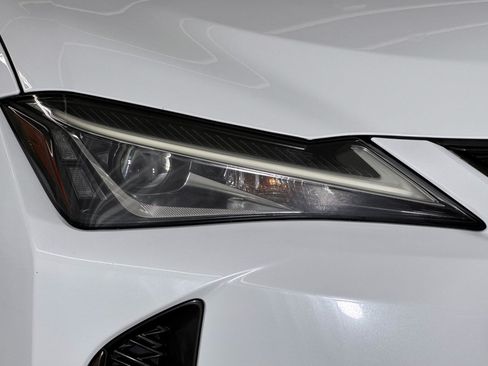Used 2019 Lexus UX 250h F Sport AWD/4WD image 10