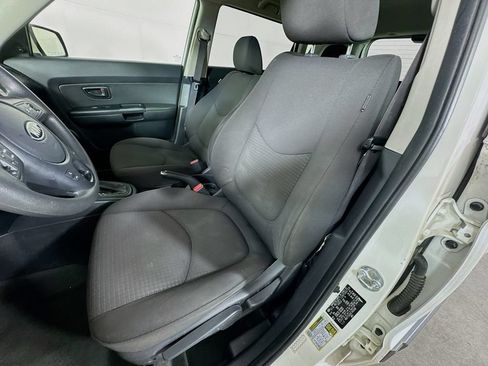 Used 2012 Kia Soul FWD image 22