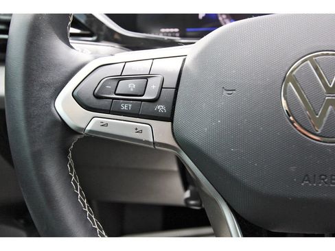 Certified 2024 Volkswagen Taos S w/ MDO Package FWD image 18
