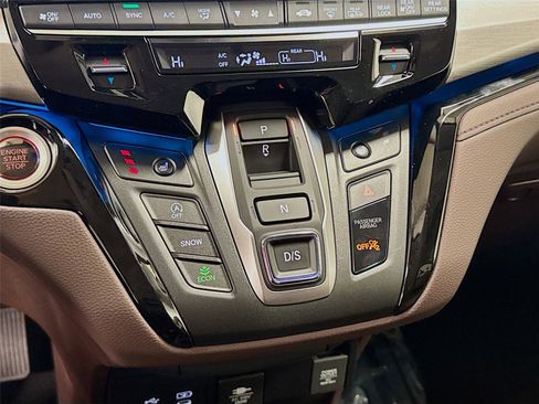 New 2026 Honda Odyssey Touring image 16