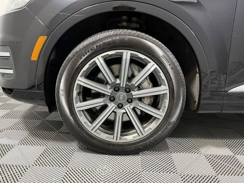 Used 2017 Audi Q7 3.0T Prestige image 9