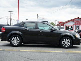 Used 2008 Dodge Avenger SE video 2