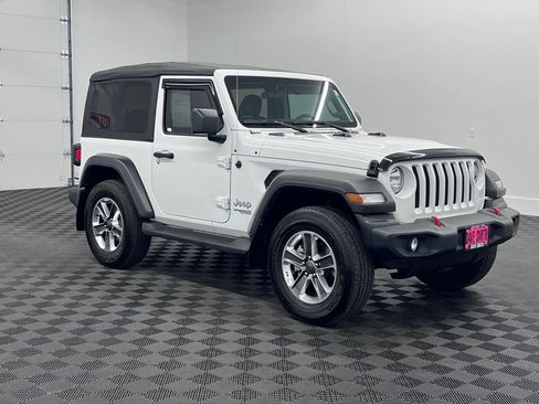 Used 2018 Jeep Wrangler Sport AWD/4WD image 7