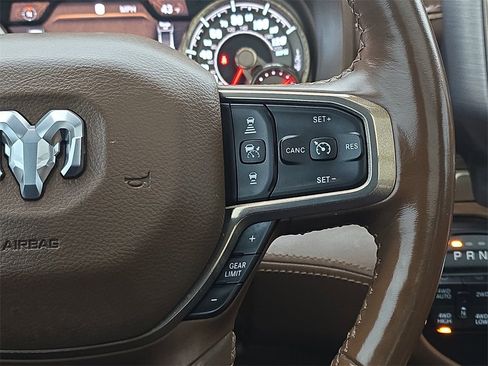 Used 2019 RAM 1500 Laramie Longhorn image 20