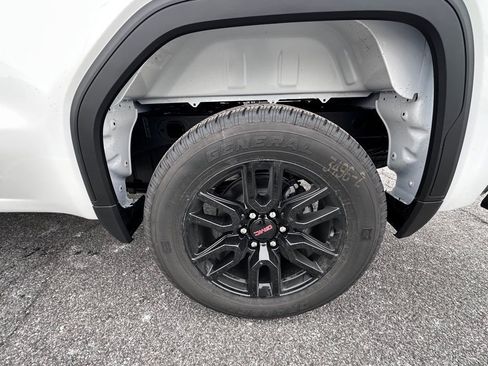 New 2026 GMC Sierra 1500 Pro w/ Graphite Edition AWD/4WD image 31