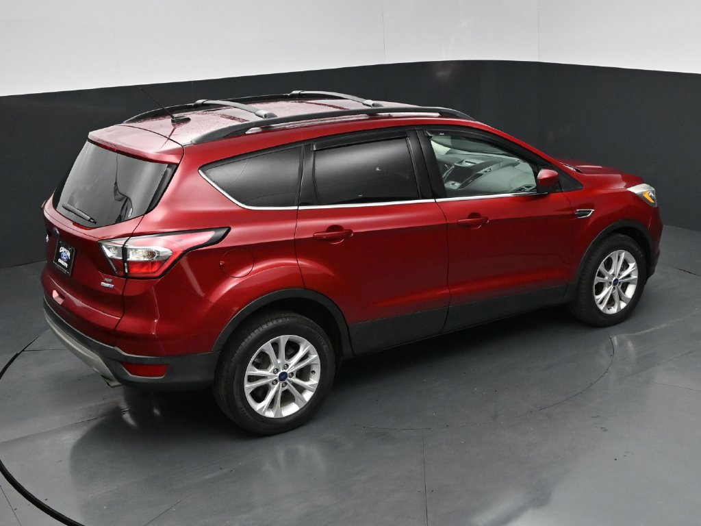 Used 2017 Ford Escape SE w/ Equipment Group 201A AWD/4WD image 30