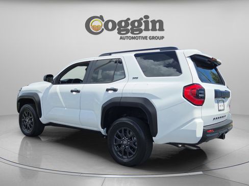 Used 2025 Toyota 4Runner SR5 image 3