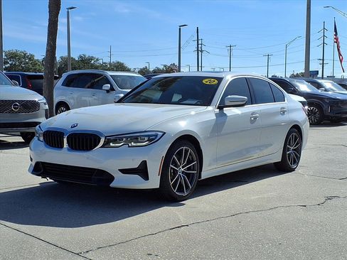 Used 2020 BMW 330i Sedan w/ Premium Package image 3