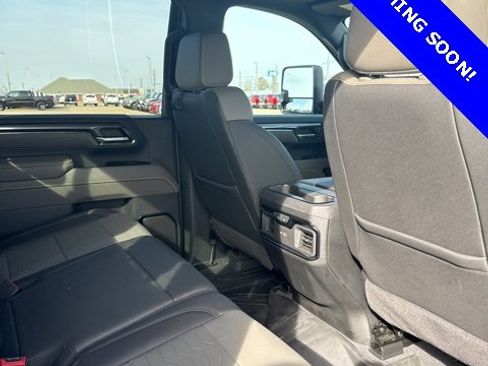 Used 2024 Chevrolet Silverado 2500 ZR2 w/ Technology Package image 15