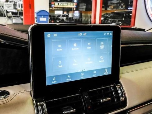 Used 2021 Lincoln Navigator L Reserve image 24