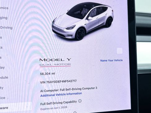 Used 2022 Tesla Model Y Performance AWD/4WD image 7