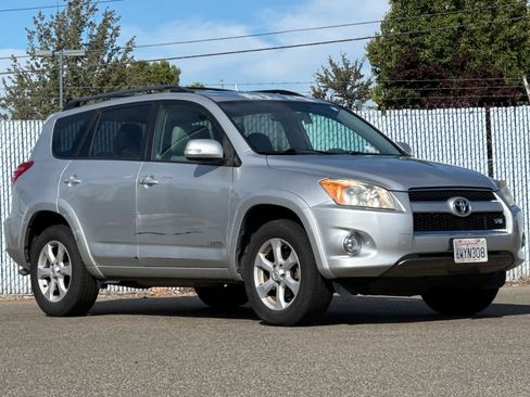 Used 2012 Toyota RAV4 Limited w/ Navigation Value Pkg AWD/4WD image 5