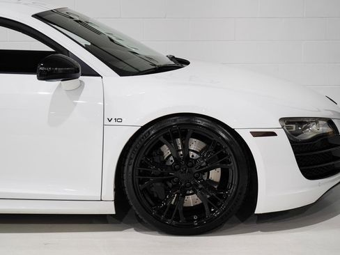 Used 2012 Audi R8 V10 image 22