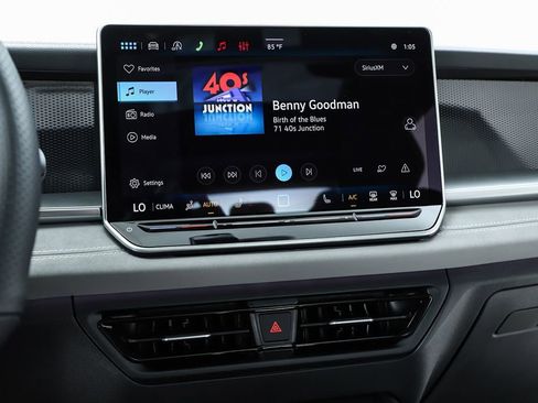 New 2026 Volkswagen Tiguan SE R-Line AWD/4WD image 25