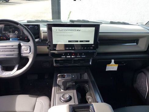 New 2026 GMC Hummer EV SUV AWD/4WD image 15