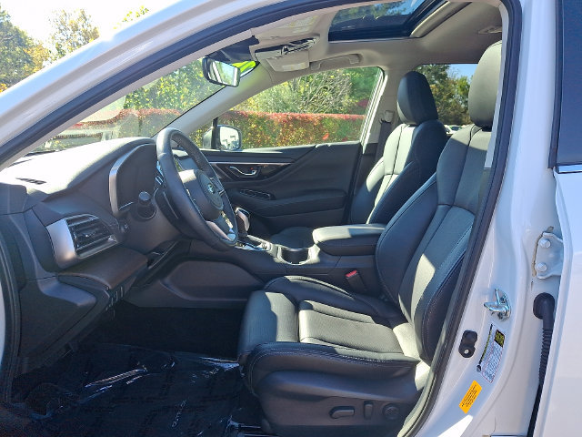 Certified 2025 Subaru Outback Limited w/ Tech Package 2 AWD/4WD image 13