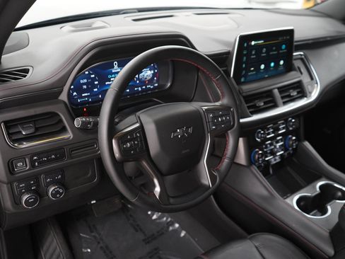 Used 2023 Chevrolet Suburban RST AWD/4WD image 22