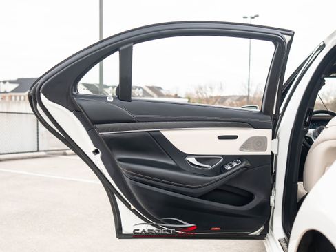 Used 2018 Mercedes-Benz S 560 Sedan image 45
