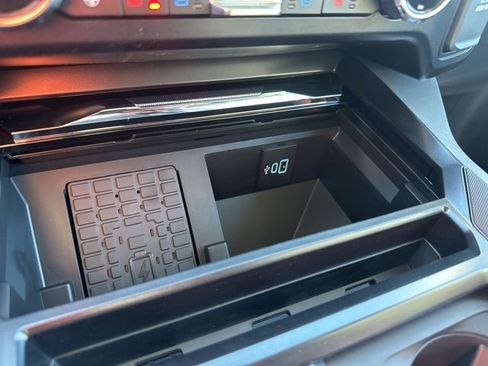 New 2026 Ford F350 Lariat image 36