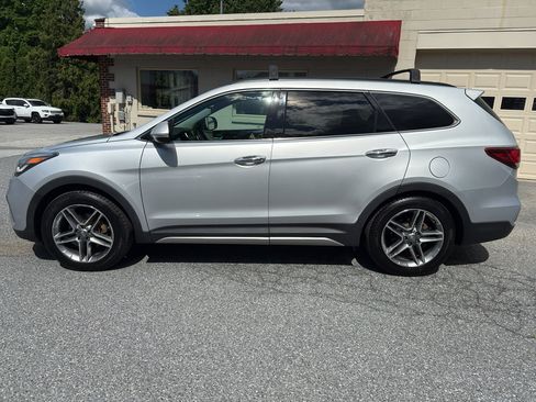 Used 2019 Hyundai Santa Fe XL AWD/4WD image 2