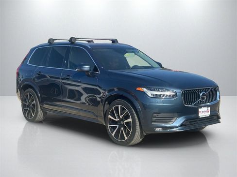 Used 2020 Volvo XC90 T6 Momentum w/ Protection Package Premier image 3