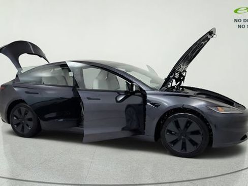 Used 2025 Tesla Model 3 Long Range RWD image 20