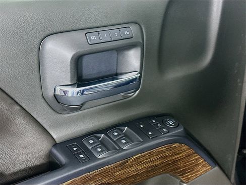 Used 2018 GMC Sierra 1500 Denali w/ Denali Ultimate Package image 25