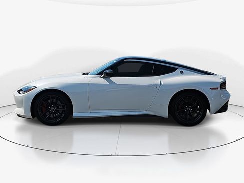 Used 2025 Nissan Z Performance w/ Floor Mat Package image 9