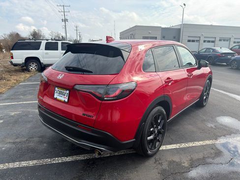 Used 2024 Honda HR-V Sport image 6