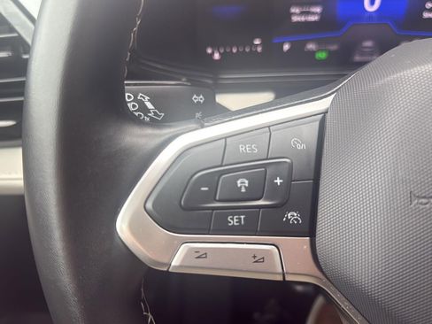 Used 2025 Volkswagen Taos S image 14