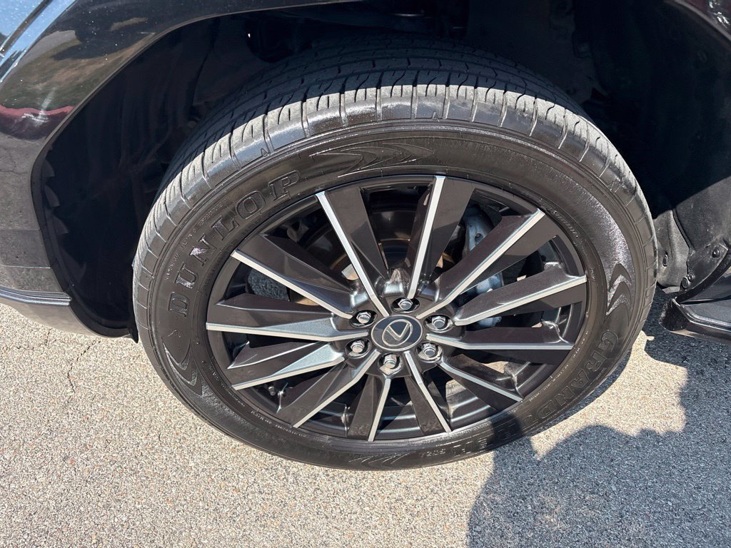 Certified 2024 Lexus GX 550 w/ Cold Area Package AWD/4WD image 9