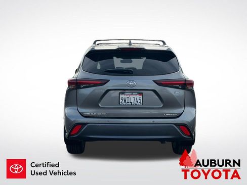 Certified 2026 Toyota Highlander Limited image 7