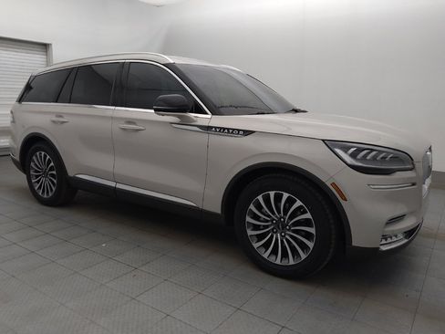 Used 2020 Lincoln Aviator Reserve RWD image 11