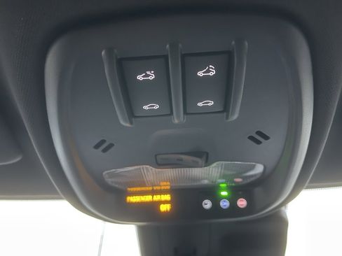 New 2026 Chevrolet Trax RS w/ Sunroof Package image 17