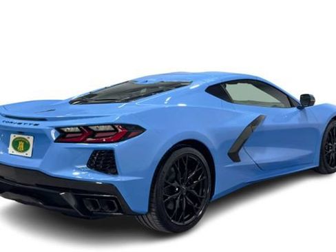 Used 2025 Chevrolet Corvette Stingray Coupe w/ 1LT RWD image 2