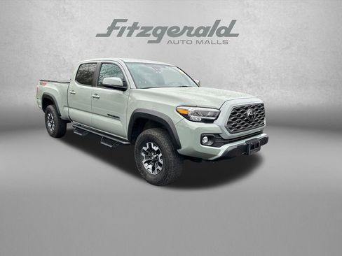 Used 2023 Toyota Tacoma TRD Off-Road w/ Technology Package AWD/4WD image 1