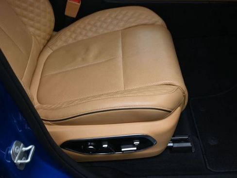 Used 2023 Jeep Grand Cherokee Summit AWD/4WD image 47