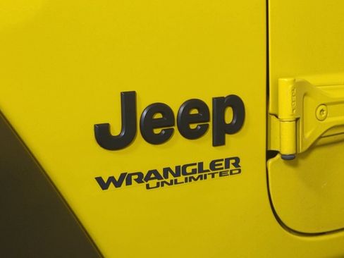 Used 2021 Jeep Wrangler Unlimited Sport AWD/4WD image 13