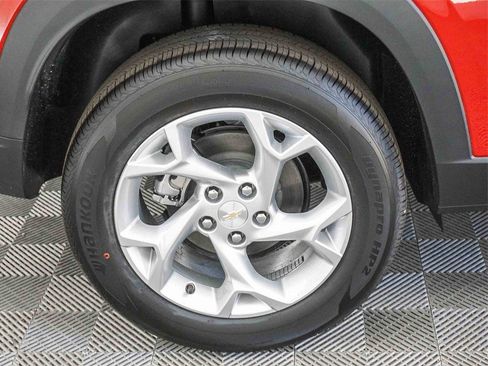New 2026 Chevrolet Trax LS w/ LS Convenience Package image 10