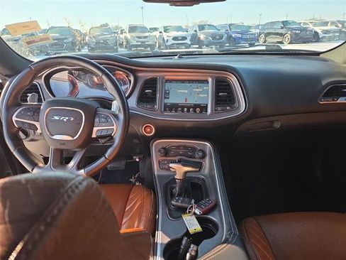 Used 2016 Dodge Challenger SRT Hellcat image 6