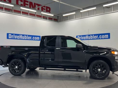 Used 2021 Chevrolet Silverado 1500 Custom AWD/4WD image 3