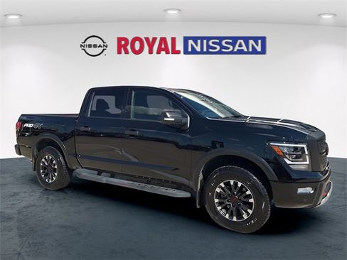 Used 2024 Nissan Titan PRO-4X w/ Pro-4x Convenience Package image 1