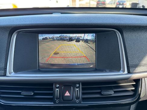 Used 2018 Kia Optima S w/ Pano Sport Package image 11