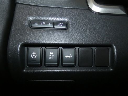 Used 2017 Nissan Murano SL image 20