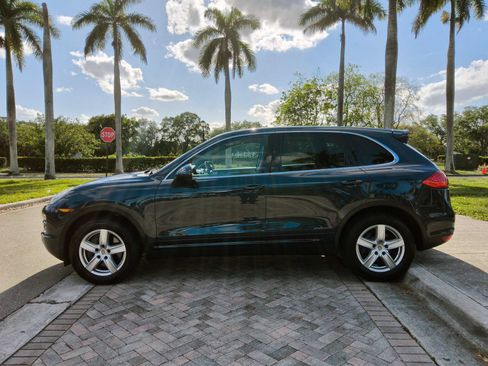 Used 2014 Porsche Cayenne AWD/4WD image 18