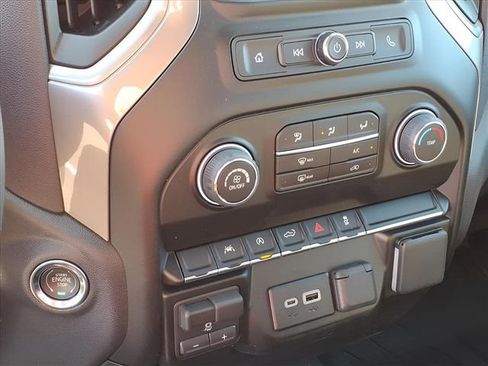 New 2026 Chevrolet Silverado 1500 Custom AWD/4WD image 12