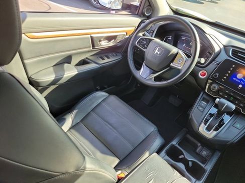 Used 2017 Honda CR-V Touring image 3