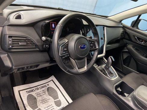 Used 2020 Subaru Outback Premium image 10