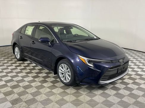 New 2026 Toyota Corolla Hybrid Sedan FWD image 15