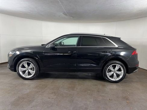 Used 2023 Audi Q8 Premium Plus image 4